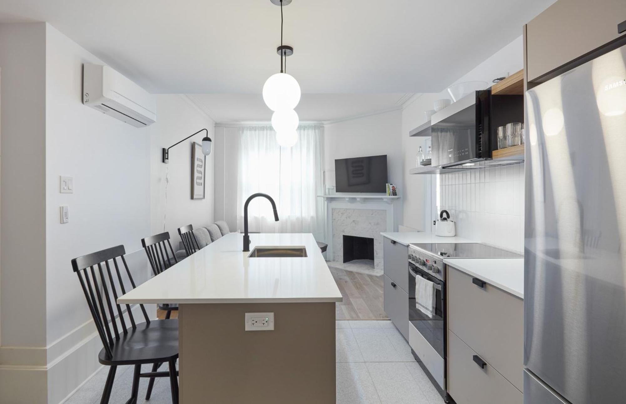 The Chelsea House - Downtown Apartment Montreal Bagian luar foto